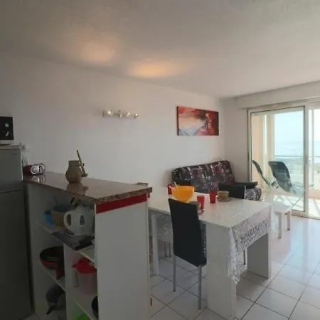 Sete, 2 Pieces, 6 Personnes - Fr-1-472a-37